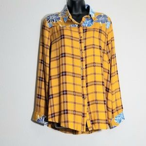 Umgee Plaid Floral Button Down Top Size Small